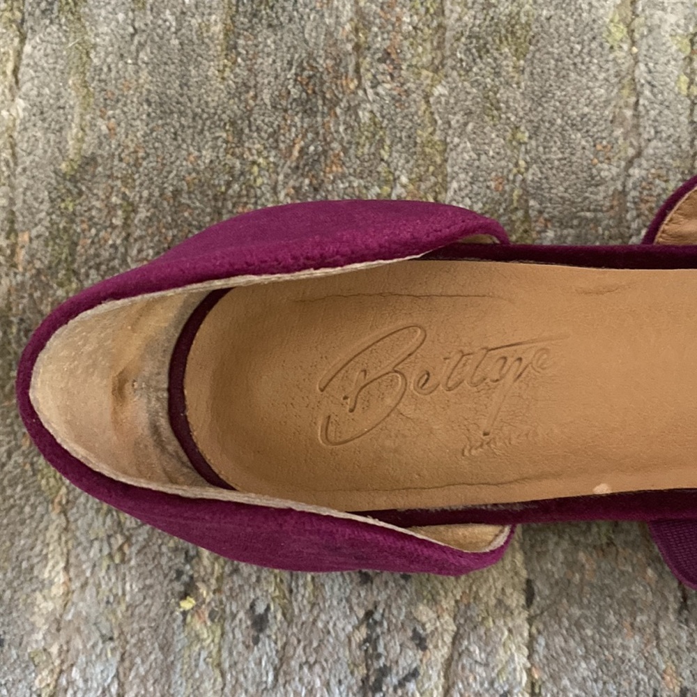 SUNDANCE Bettye Muller Embroidered Flats | 8.5 - Picture 5 of 8